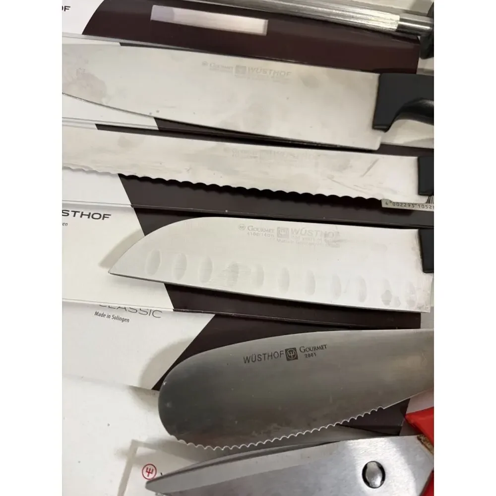 WUSTHOF CLASSIC KNIFE SET INCLUDING KNIFE BLOCK - 18 TOTAL PIECES